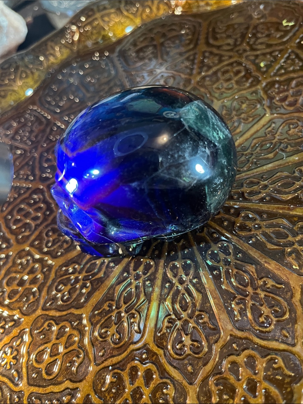 Black rose flourite skull - Picture 6 of 9